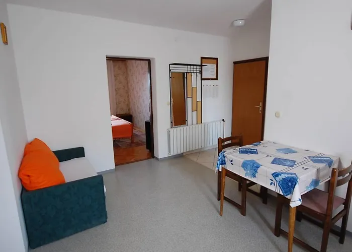 With Parking Space Njivice, Krk - 21762 Apartamento *
