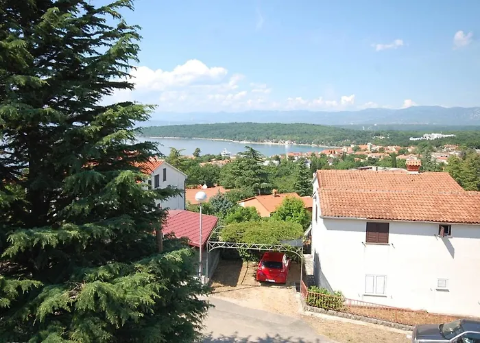 With Parking Space Njivice, Krk - 21762 Apartamento