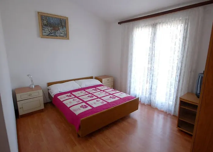 Apartamento With Parking Space Njivice, Krk - 21762 Njivice