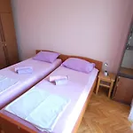 Apartment With Parking Space Njivice, Krk - 21762 *