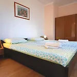 With Parking Space Njivice, Krk - 21762 Apartment